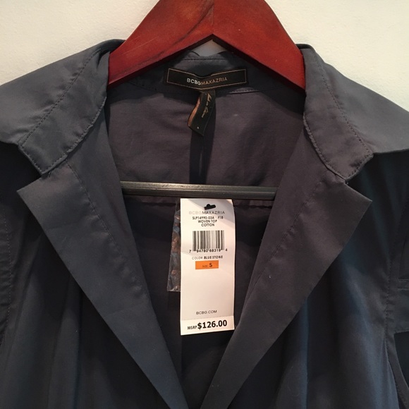 NWT BCBG MaxAzaria blouse, size Small, in blue - Picture 10 of 16